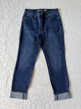 Seven7 Women's Dark Blue Booty Shaper High Rise Legging Jeans‎ size 8